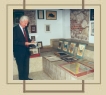 Richard von Weizscker in the Antiquarian Bookshop, May 1997 (photo W. Nagraba)